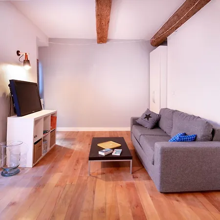 Workshop Apartment